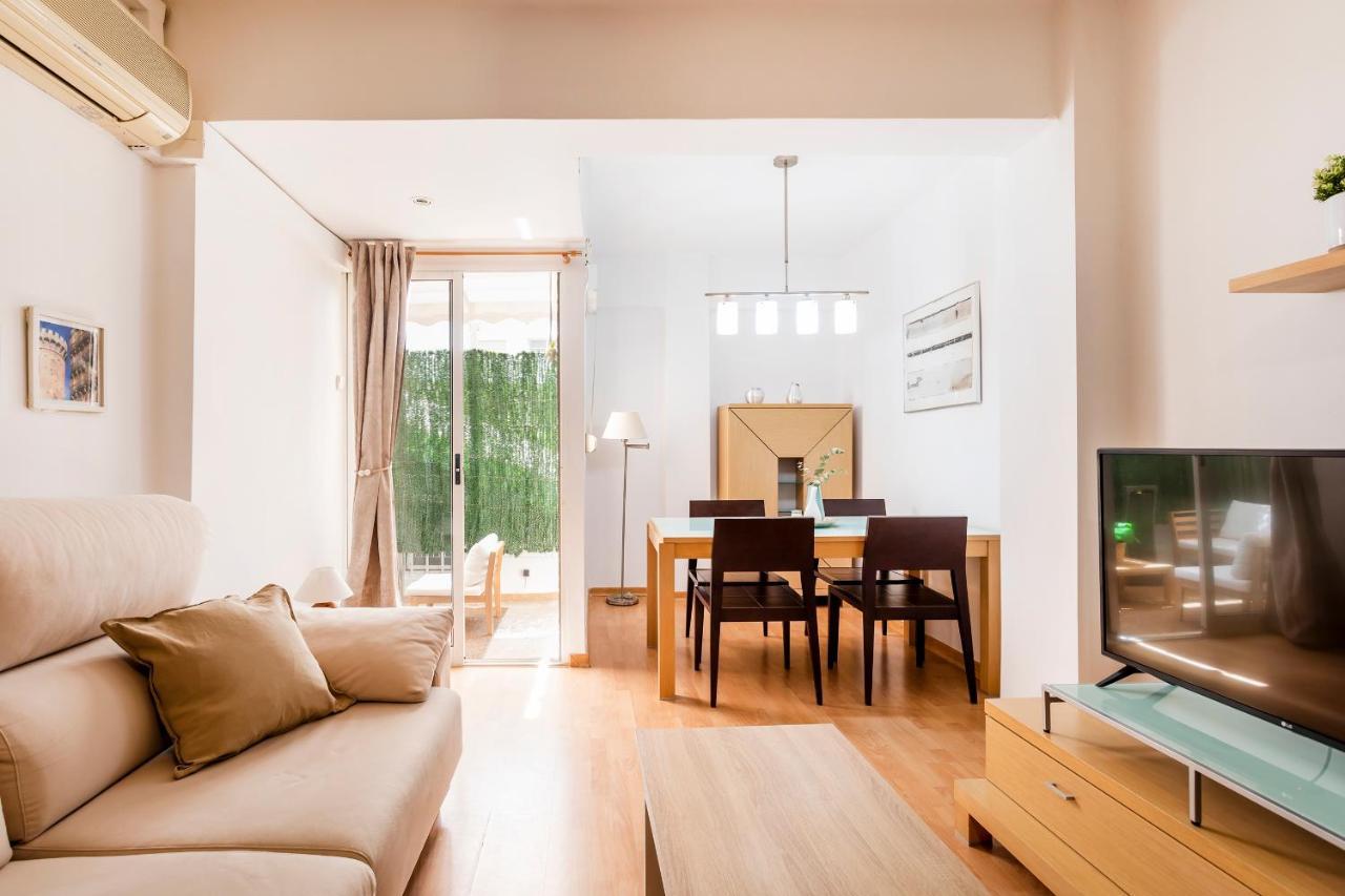 Precioso Piso Moderno: Terraza, A/C, Netflix, Wifi Apartment Valencia Bagian luar foto