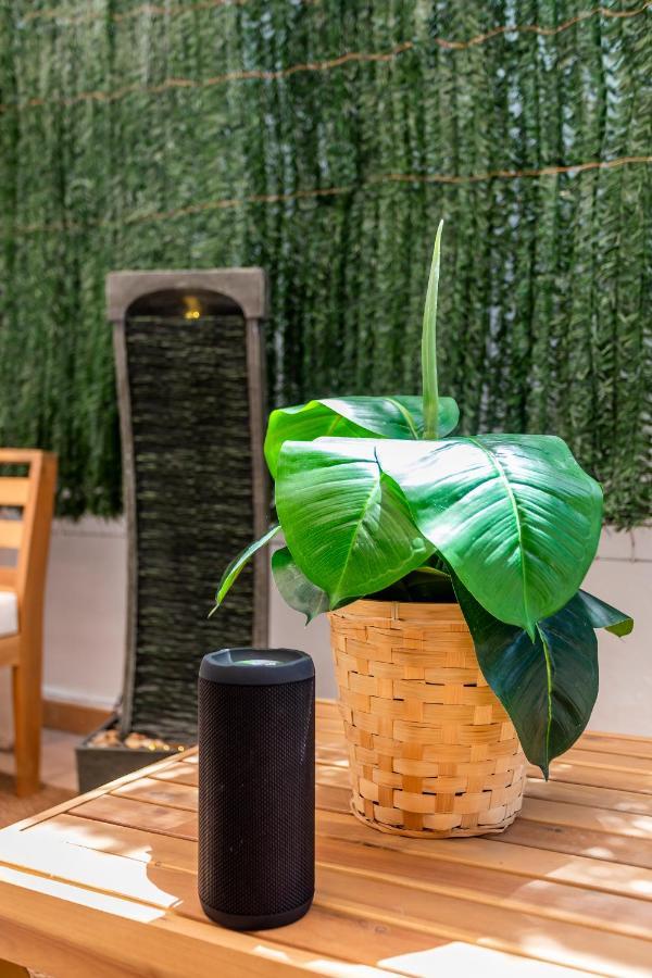 Precioso Piso Moderno: Terraza, A/C, Netflix, Wifi Apartment Valencia Bagian luar foto