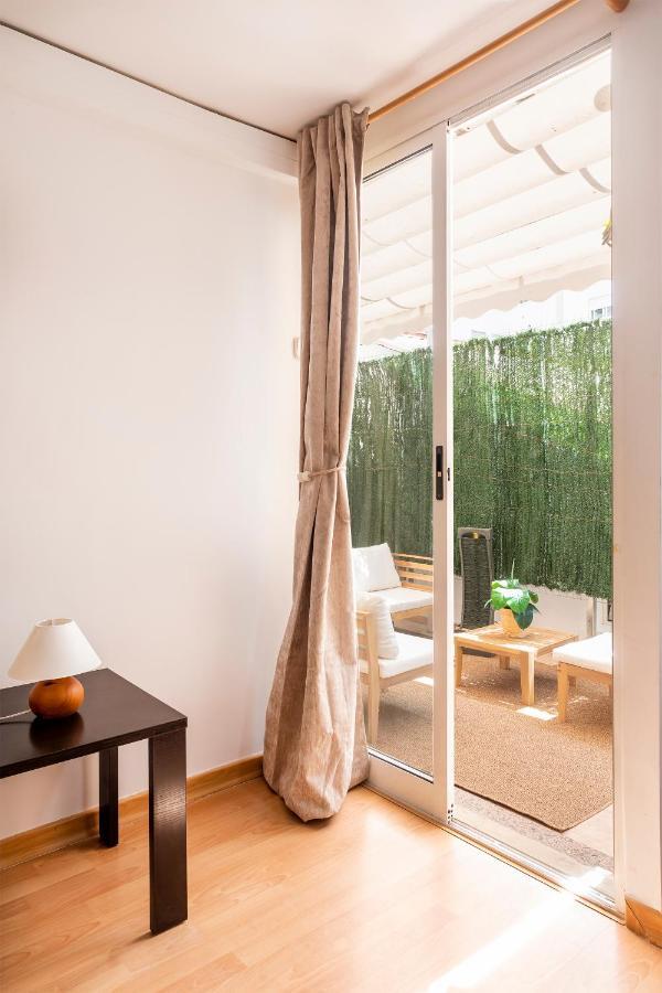Precioso Piso Moderno: Terraza, A/C, Netflix, Wifi Apartment Valencia Bagian luar foto